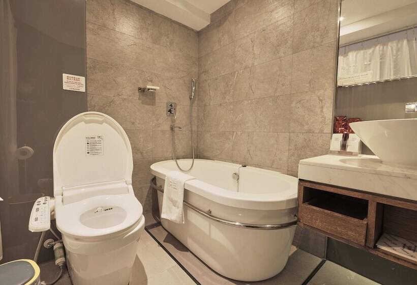 اتاق استاندارد, Newful