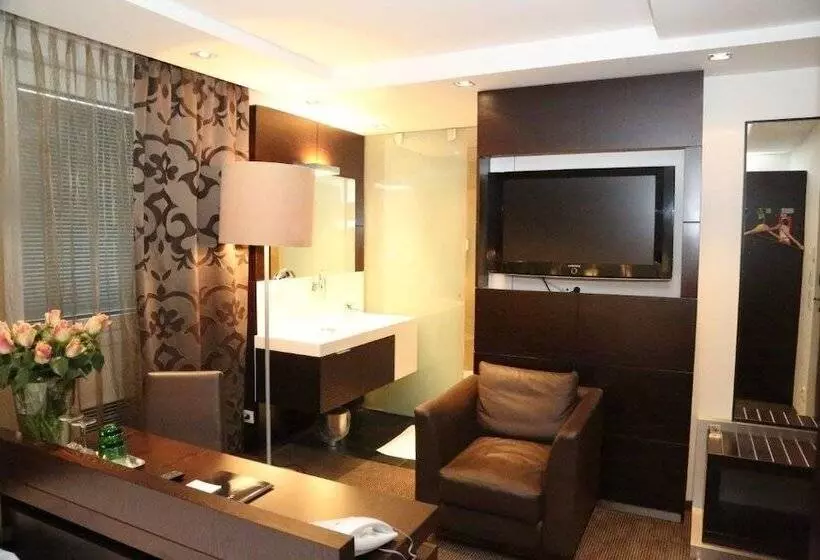 اتاق استاندارد, B&B HOTEL Linz City-Ost