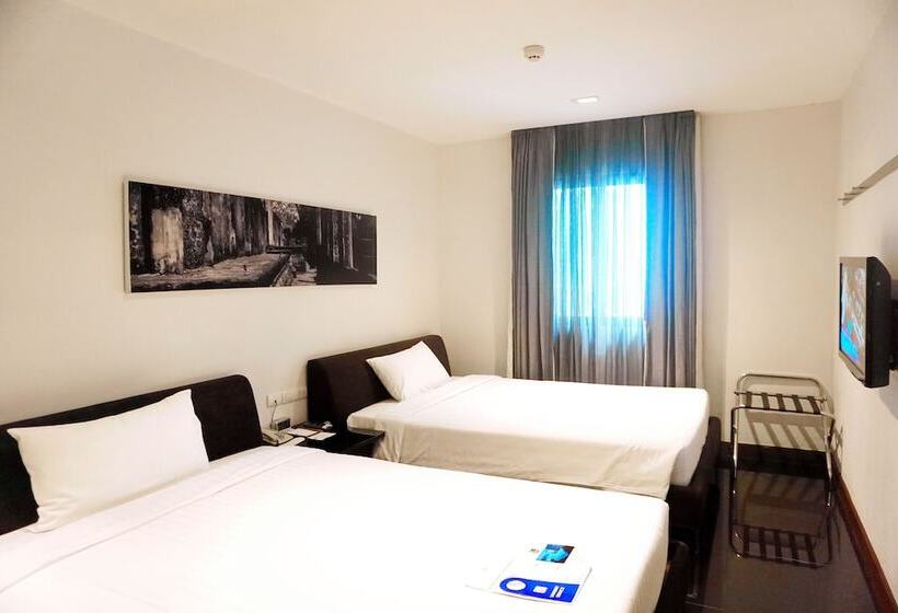 اتاق لوکس یک تخته, S33 Compact Sukhumvit