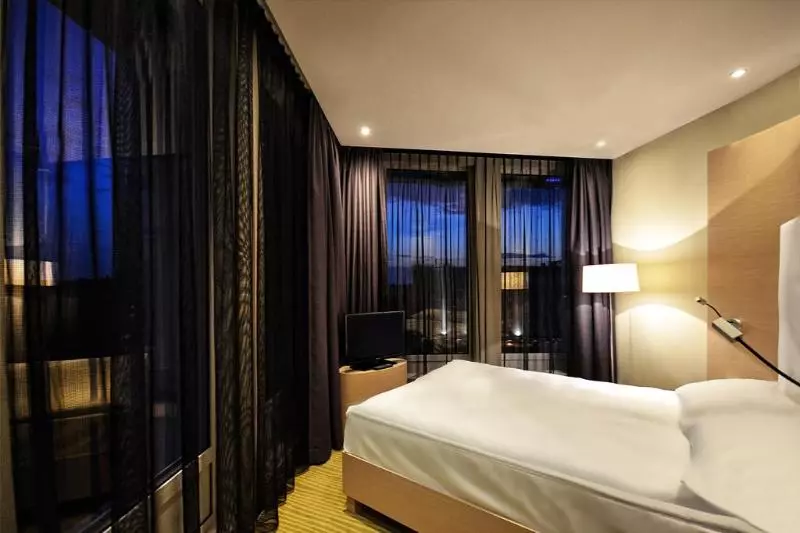 اتاق سوپریور, Sound Garden Hotel Airport