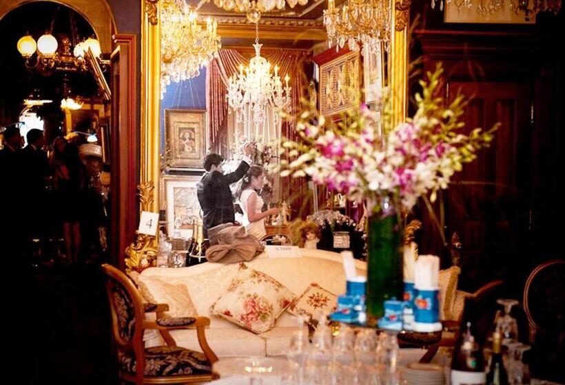 اتاق استاندارد, The Mansion On O Street