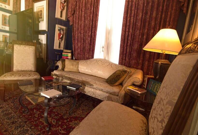 اتاق استاندارد, The Mansion On O Street