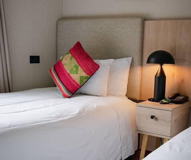 غرفة قياسية, Torre Dorada Cusco