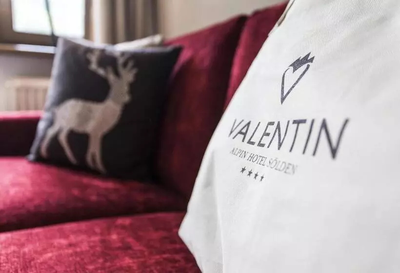 اتاق سوپریور, Valentin