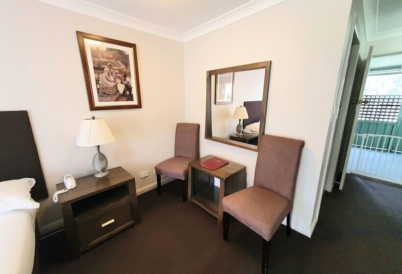 غرفة قياسية, The Aston Motel Tamworth