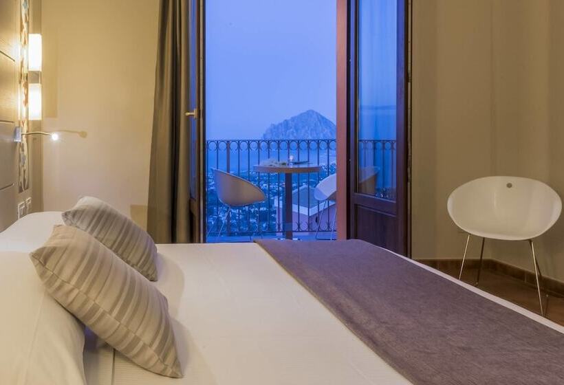 اتاق سوپریور با چشم‌انداز دریا, Parco Degli Aromi Resort & Spa