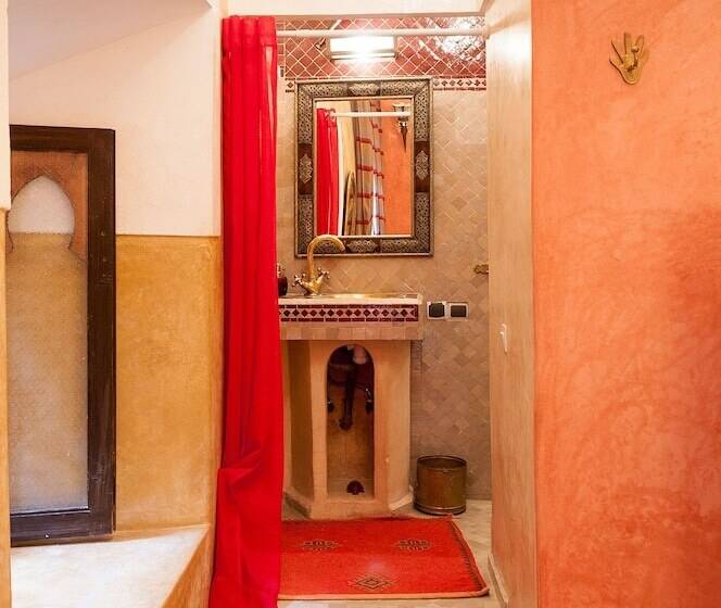 اتاق استاندارد, La Maison Nomade