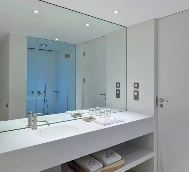 スーペリアールーム, Sense Hotel Sofia, A Member Of Design Hotels