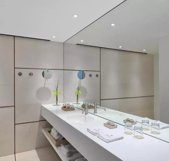 スーペリアールーム, Sense Hotel Sofia, A Member Of Design Hotels