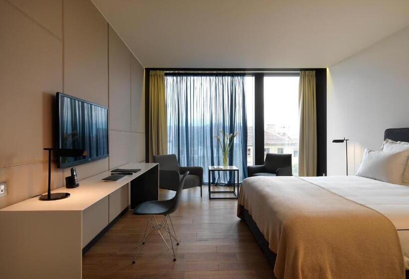 수피리어 룸, Sense Hotel Sofia, A Member Of Design Hotels