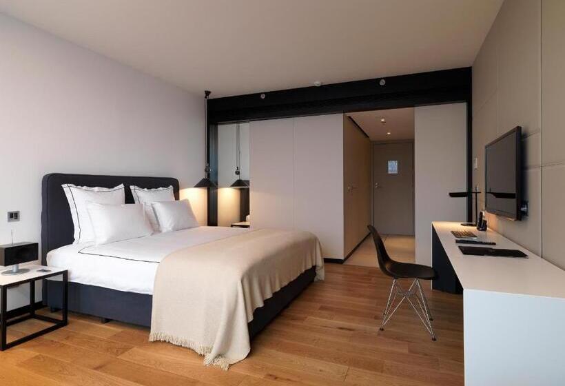 수피리어 룸, Sense Hotel Sofia, A Member Of Design Hotels