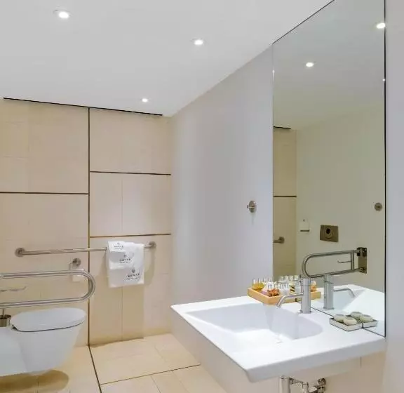 身障者適用スーペリアールーム, Sense Hotel Sofia, A Member Of Design Hotels