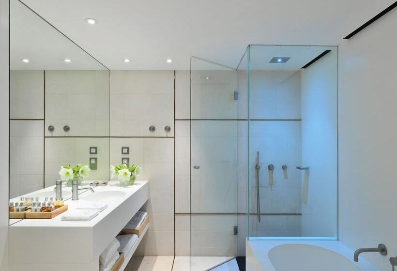 Номер Deluxe, Sense Hotel Sofia, A Member Of Design Hotels