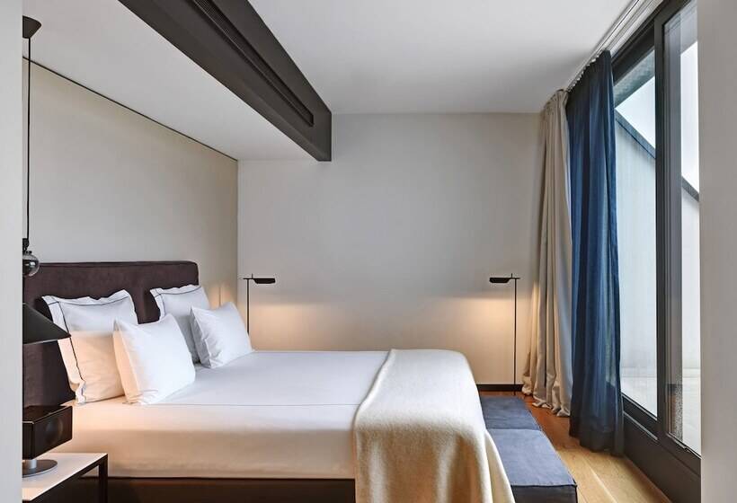 Люкс, Sense Hotel Sofia, A Member Of Design Hotels