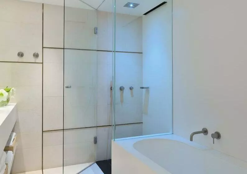 スイート, Sense Hotel Sofia, A Member Of Design Hotels