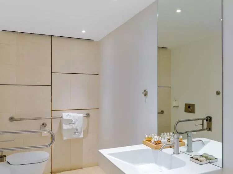 身障者適用スーペリアールーム, Sense Hotel Sofia, A Member Of Design Hotels