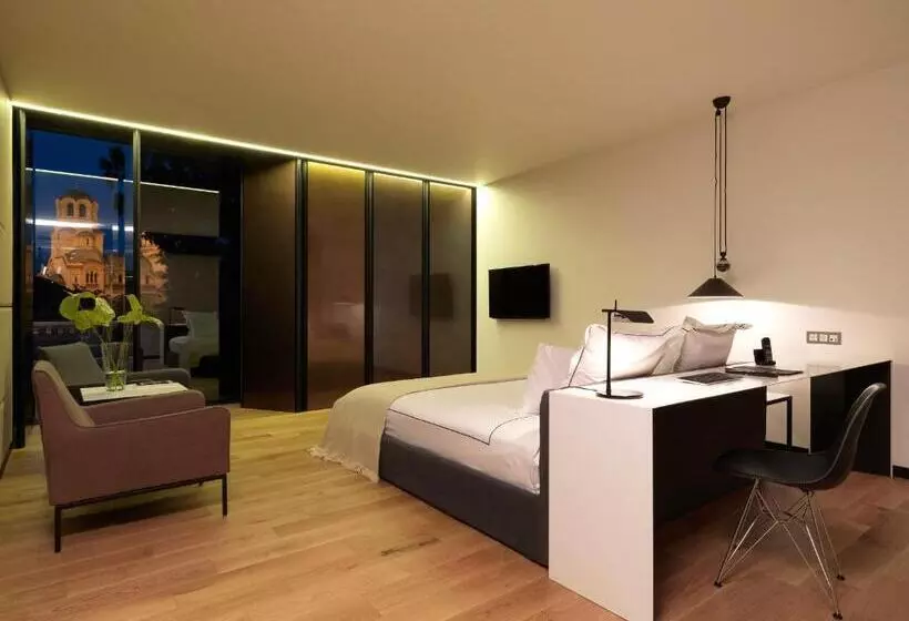 デラックスルーム, Sense Hotel Sofia, A Member Of Design Hotels