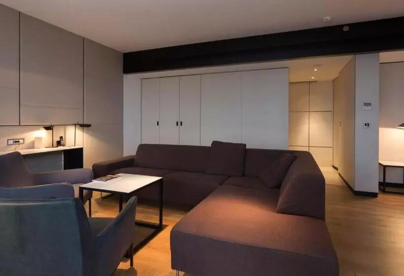 スイート, Sense Hotel Sofia, A Member Of Design Hotels