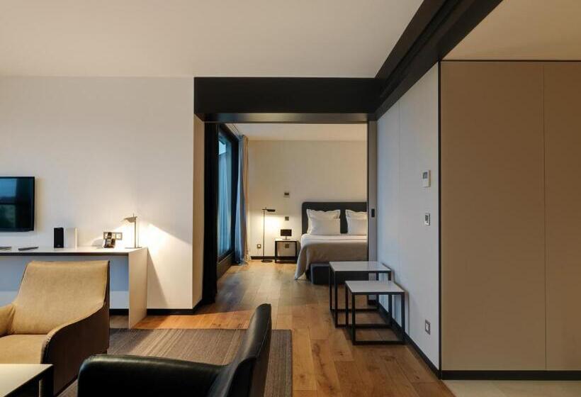 스위트, Sense Hotel Sofia, A Member Of Design Hotels