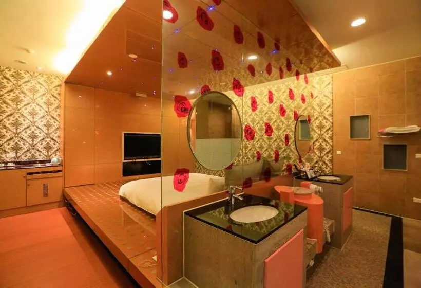 اتاق استاندارد با تخت بزرگ, Walker Motel
