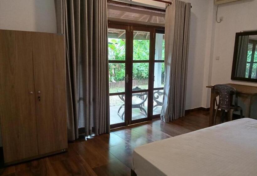 标准房带园景, Om Yoga Shala Beruwala