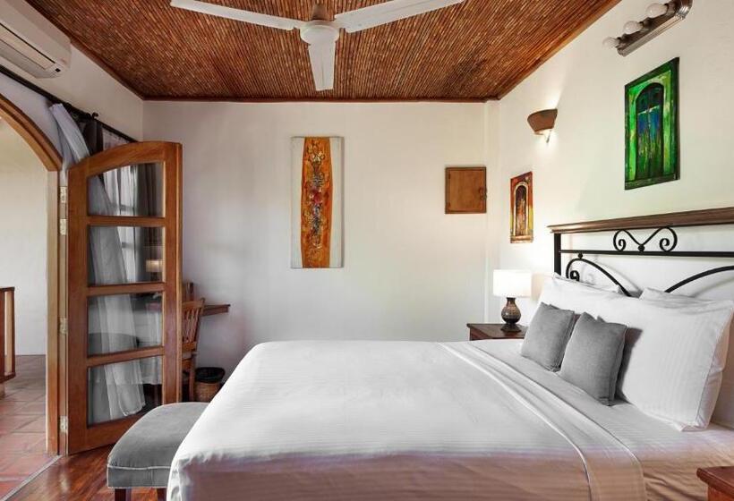 اتاق لوکس با بالکن, Boutique Hotel Secret Garden Granada