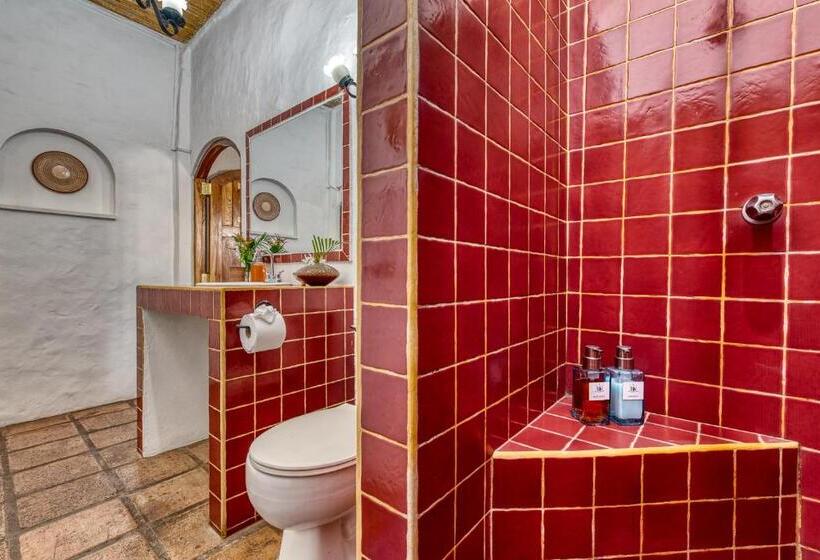 اتاق خانوادگی, Boutique Hotel Secret Garden Granada