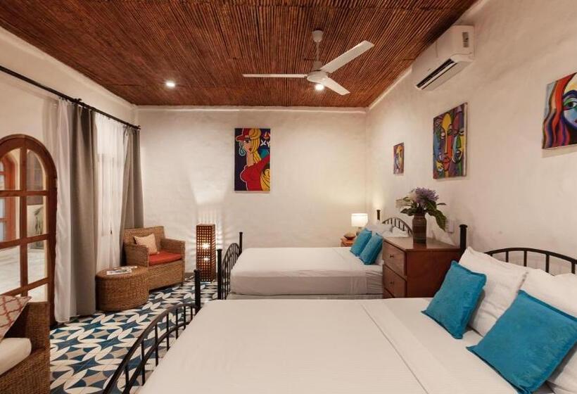 اتاق خانوادگی, Boutique Hotel Secret Garden Granada