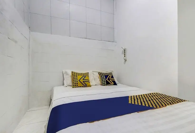 エコノミールーム, Spot On 90780 Gang Tengah Homestay Syariah