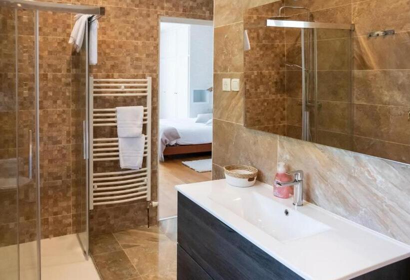 스탠다드 트리플 룸, Les Gîtes D Halatte