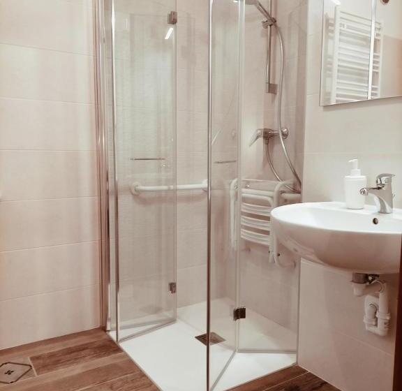 חדר סטנדרט לשלושה, Aparthotel Strembo