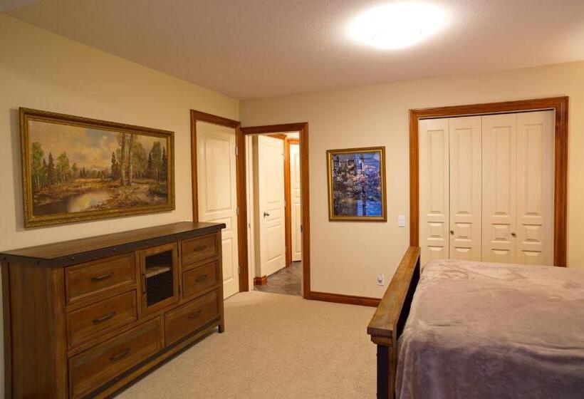 סוויטה משפחתית, Honeymoon Suite