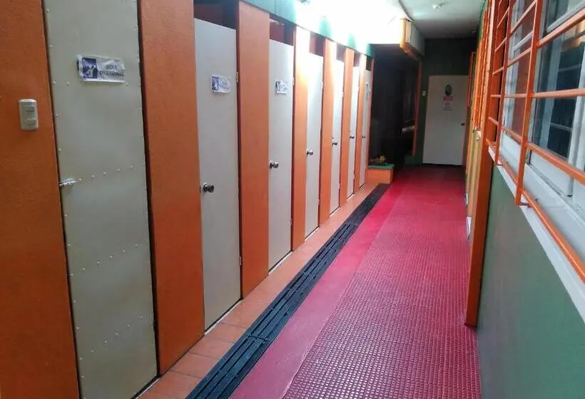 スタンダードルーム, Marruecos C.r