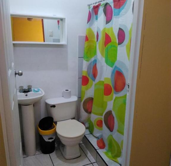 اتاق لوکس, Marruecos C.r