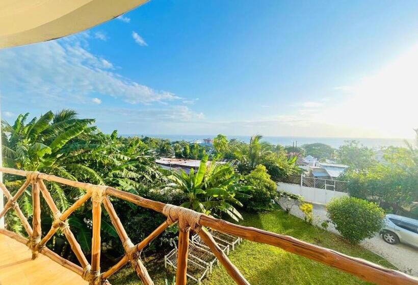 חדר דלוקס עם מרפסת נוף לים, Villa Vanilla Kendwa