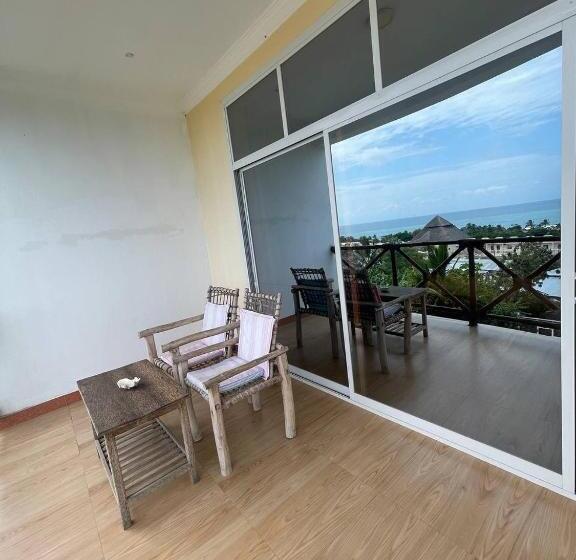 חדר משפחתי נוף לים, Villa Vanilla Kendwa