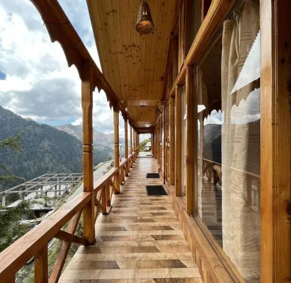 デラックスルーム, Odin Hostel Shoja