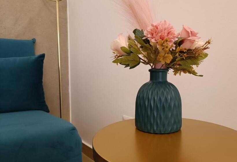 低层单卧公寓, Villa Franca