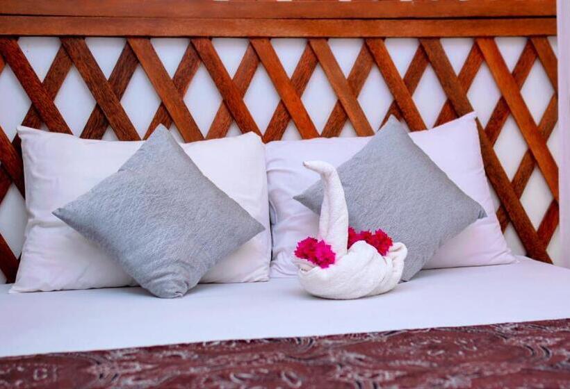 Номер Deluxe, Kuti Hotel Stone Town