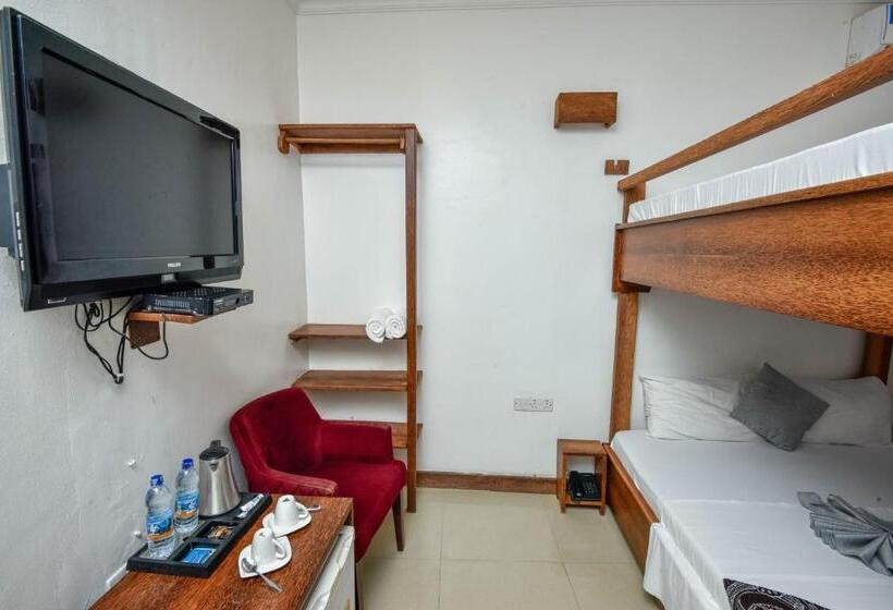 Номер Стандарт Совместная Ванная, Kuti Hotel Stone Town