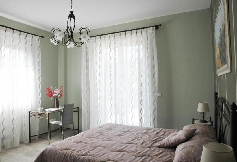 Номер Deluxe, La Casa Dell Alloro