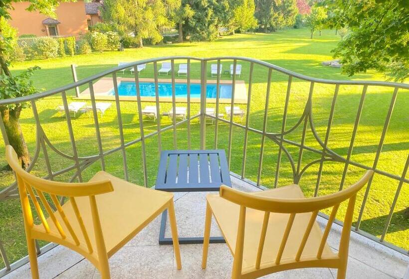 Полулюкс с Балконом, La Villa Charme & Pleasure