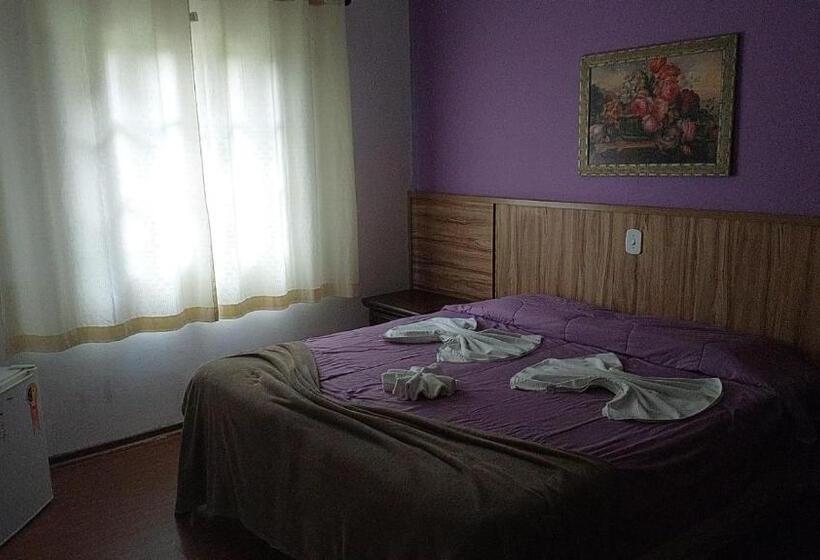 اتاق استاندارد, Pousada Vila Floratta Capivari