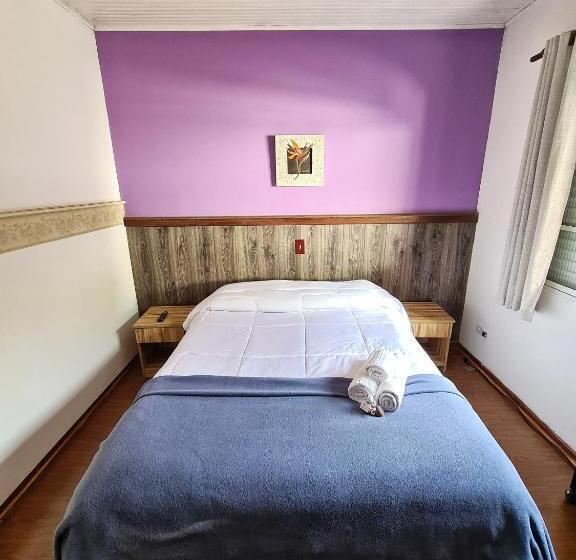 اتاق استاندارد, Pousada Vila Floratta Capivari