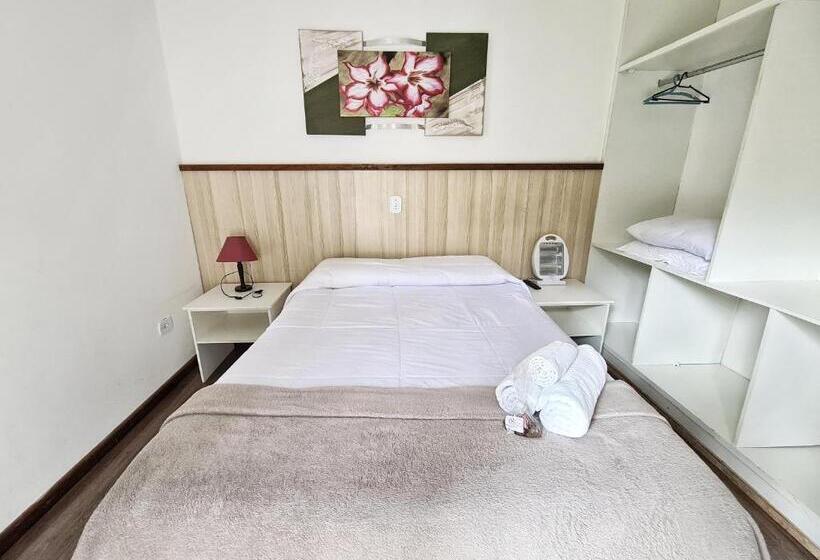 اتاق لوکس, Pousada Vila Floratta Capivari