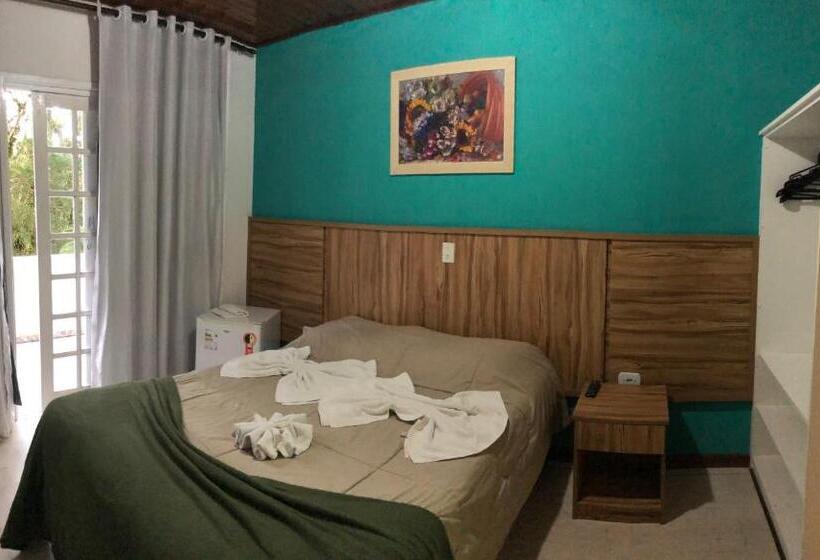 اتاق لوکس, Pousada Vila Floratta Capivari