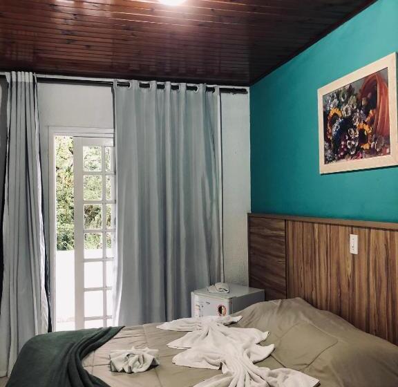 اتاق لوکس, Pousada Vila Floratta Capivari