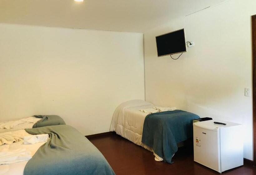 سوییت خانوادگی, Pousada Vila Floratta Capivari