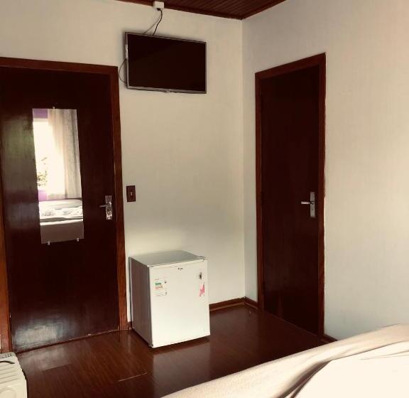 اتاق استاندارد, Pousada Vila Floratta Capivari