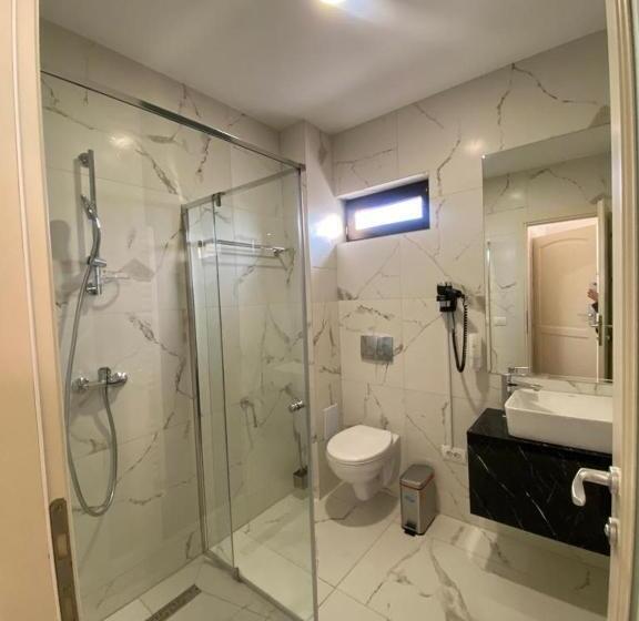 デラックスルーム, Ocaua Lui Cuza